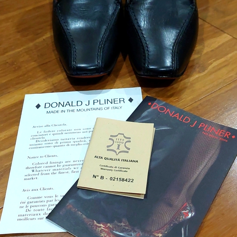 NEW Donald J Pliner Couture Italian Pumps - Picture 7 of 8